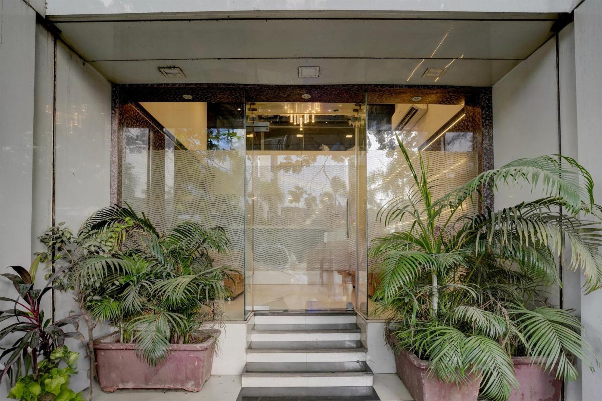 Hotel O Golden Star Mumbai Kültér fotó